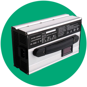 Circulo verde con fotografía de producto de una batería para carro de golf